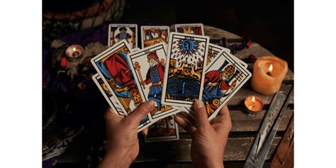 tarot persan signification|Tarot persan : quelle est la signification des cartes